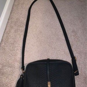 Cross body purse
